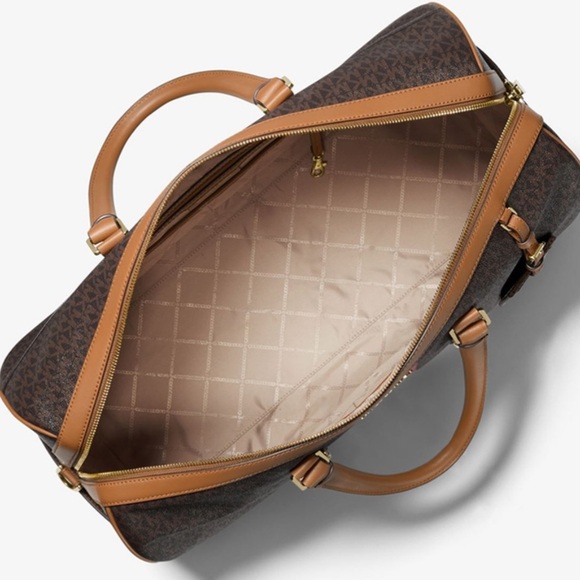 Authentic Michael Kors Bedford Extra-Large Signature Logo Striped Weekender Bag - Picture 15 of 16